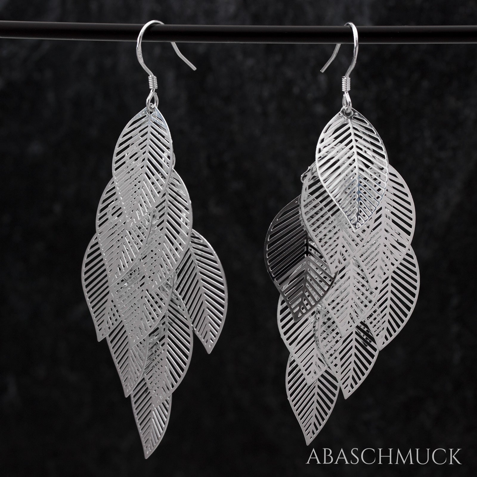 Blatt-Hängeohrringe aus Sterling Silber 925 – glänzende, filigrane Ohrringe im Boho-Stil, Statement-Schmuck.