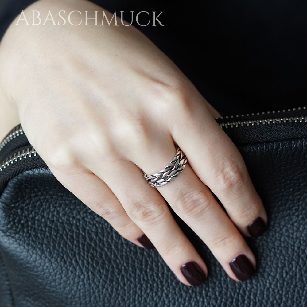 Silberring 925 Bandring offen am Finger getragen