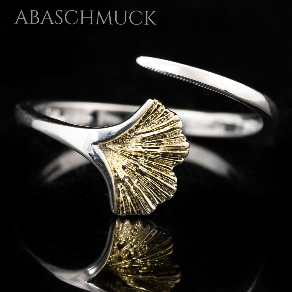 Eleganter Silberring 925 Bandring offen im Alltag getragen